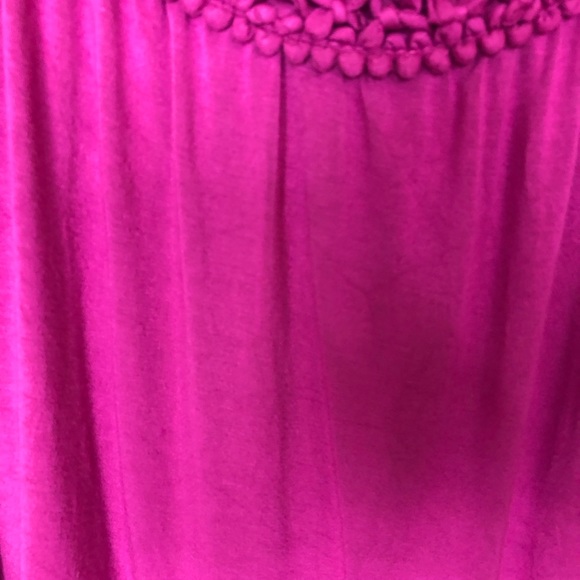 Sleeveless Top - Picture 9 of 9